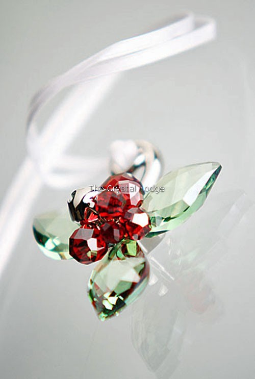 Swarovski_Winter_Berries_peridot_1094409 | The Crystal Lodge