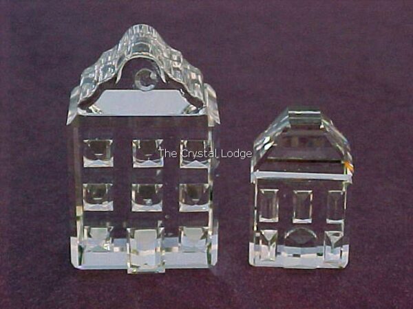 Swarovski_crystal_city_houses_1_and_2_158980 | The Crystal Lodge