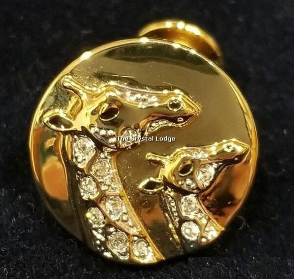 Swarovski_event_pin_2018_giraffe_5387950 | The Crystal Lodge
