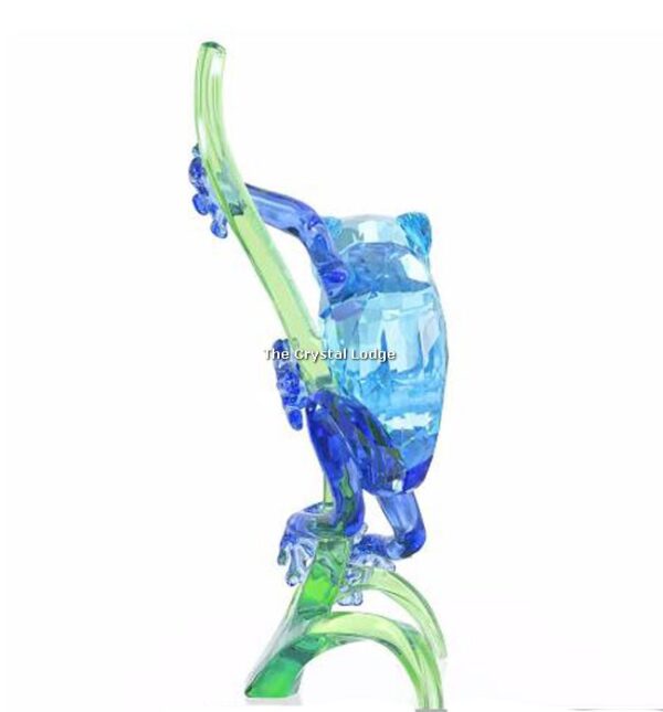 Swarovski_frog_on_branch_5239716 | The Crystal Lodge