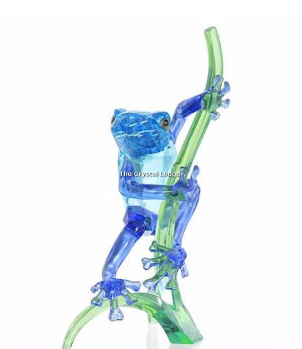 Swarovski_frog_on_branch_5239716 | The Crystal Lodge