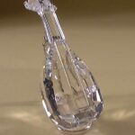 Swarovski_lute_169246_1_WM Swarovski_lute_169246 | The Crystal Lodge