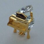 Swarovski_piano_v1_gold_173368_1_WM Swarovski_piano_v1_gold_173368 | The Crystal Lodge