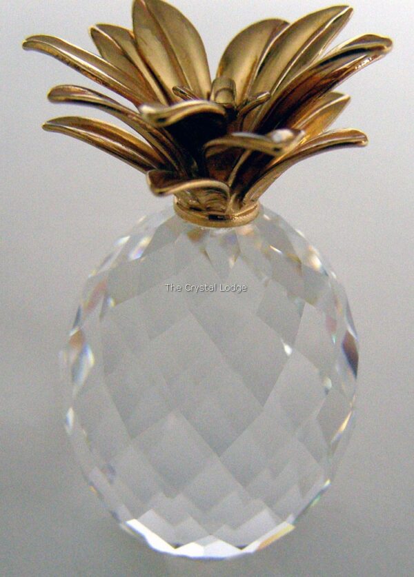 Swarovski_pineapple_gold_small_012726 | The Crystal Lodge