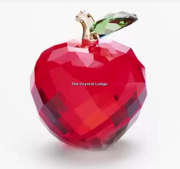 Swarovski_red_apple_2020_5491974 | The Crystal Lodge