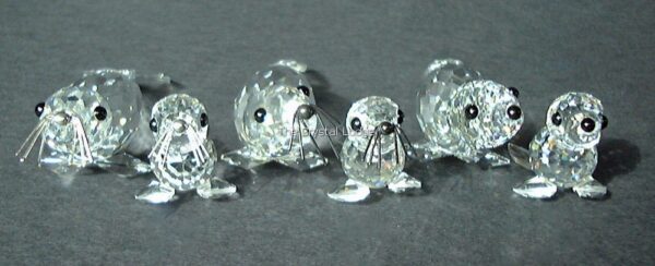 Swarovski_seal_large_v1_button_nose_012261 | The Crystal Lodge