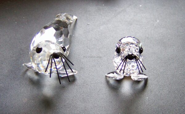 Swarovski_seal_mini_v3_black_whiskers_012530 | The Crystal Lodge