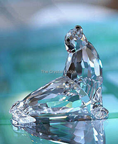 Swarovski_sealion_mother_679592 | The Crystal Lodge