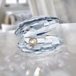 Swarovski_shell_with_pearl_small_2017_5285132_1_WM Swarovski_shell_with_pearl_small_2017_5285132 | The Crystal Lodge