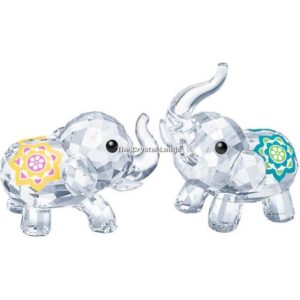 Swarovski_Asian_Symbols_lucky_elephants_5428004 | The Crystal Lodge