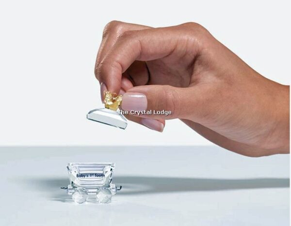 Swarovski_Babys_1st_tooth_wagon_5492218 | The Crystal Lodge