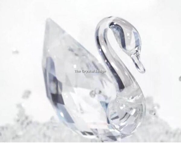 Swarovski_Christmas_ornament_ball_2020_swan_5453639 | The Crystal Lodge