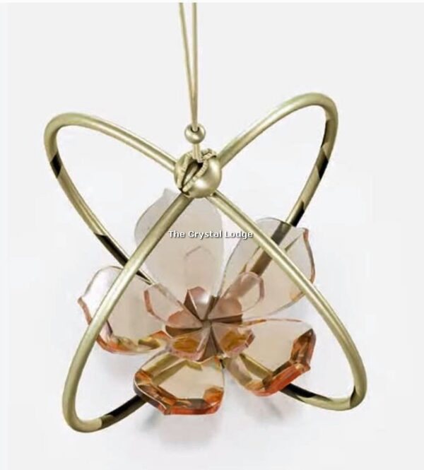 Swarovski_Garden_Tales_ornament_magnolia_ball_5557806 | The Crystal Lodge