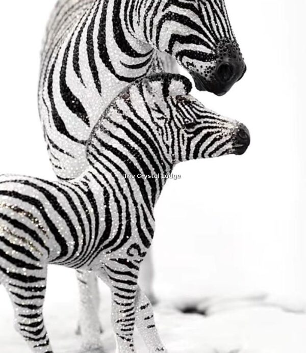 Swarovski_Myriad_Zebras_Uzuri_5558005 | The Crystal Lodge