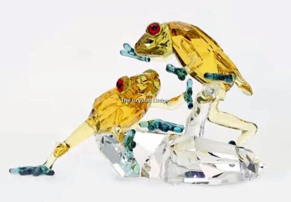 Swarovski_Paradise_Frogs_2020_5522680 | The Crystal Lodge