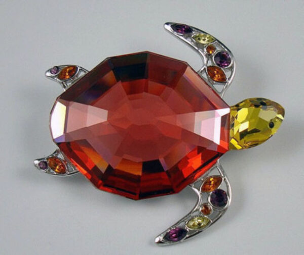 Swarovski_Paradise_fish_south_sea_brooch_corporito_v1_659351 | The Crystal Lodge