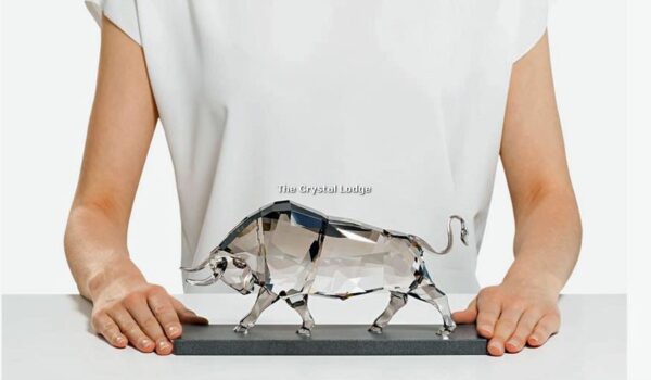 Swarovski_Soulmates_Bull_2020_5529962 | The Crystal Lodge