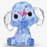 Swarovski_baby_animals_Dreamy_elephant_5506808_1_WM Swarovski_baby_animals_Dreamy_elephant_5506808 | The Crystal Lodge