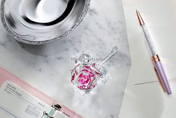 Swarovski_blossoming_rose_2017_5248878 | The Crystal Lodge