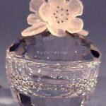 Swarovski_box_treasure_round_flower_010068_1_WM Swarovski_box_treasure_round_flower_010068 | The Crystal Lodge