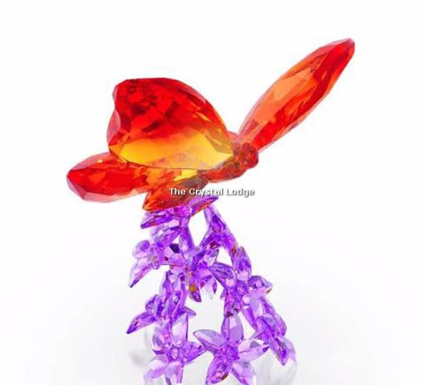 Swarovski_butterfly_on_flowers_5136833 | The Crystal Lodge