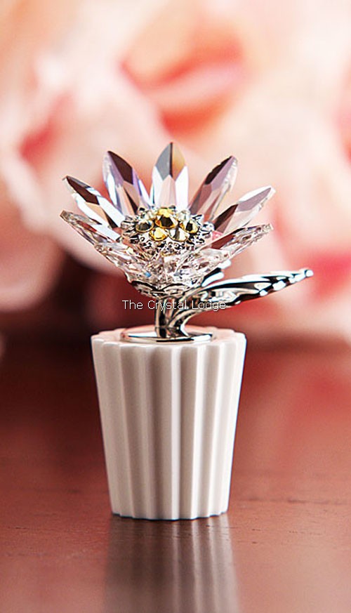 Swarovski_daisy_2014_5045567 | The Crystal Lodge