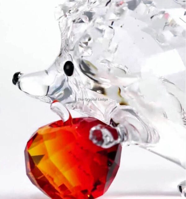 Swarovski_hedgehog_with_apple_5532203 | The Crystal Lodge