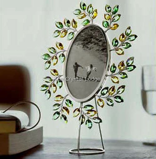 Swarovski_picture_frame_Leaves_oval_jonquil_peridot_660730 | The Crystal Lodge