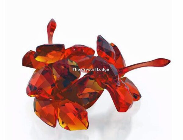 Swarovski_red_hibiscus_5136828 | The Crystal Lodge