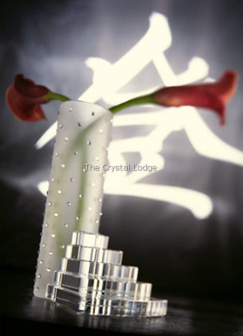 Swarovski_vase_Toh_238228_ | The Crystal Lodge