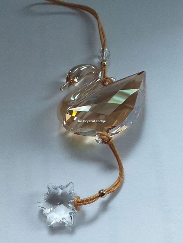 Swarovski_2020_SCS_loyalty_gift_swan_ornament_5537960 | The Crystal Lodge