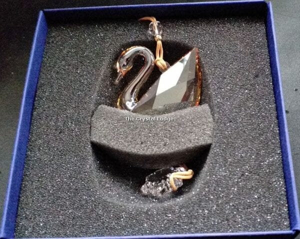 Swarovski_2020_SCS_loyalty_gift_swan_ornament_5537960 | The Crystal Lodge