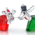 Swarovski_2021_Mo_and_Ricci_Holiday_set_5597046_1_WM Swarovski_2021_Mo_and_Ricci_Holiday_set_5597046 | The Crystal Lodge