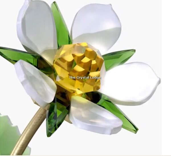 Swarovski_Garden_Tales_Wild_Strawberry_5619232 | The Crystal Lodge