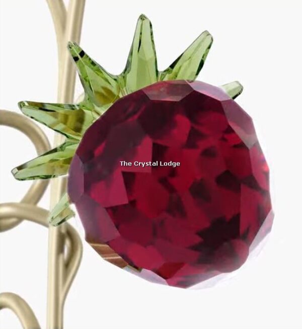 Swarovski_Garden_Tales_Wild_Strawberry_5619232 | The Crystal Lodge