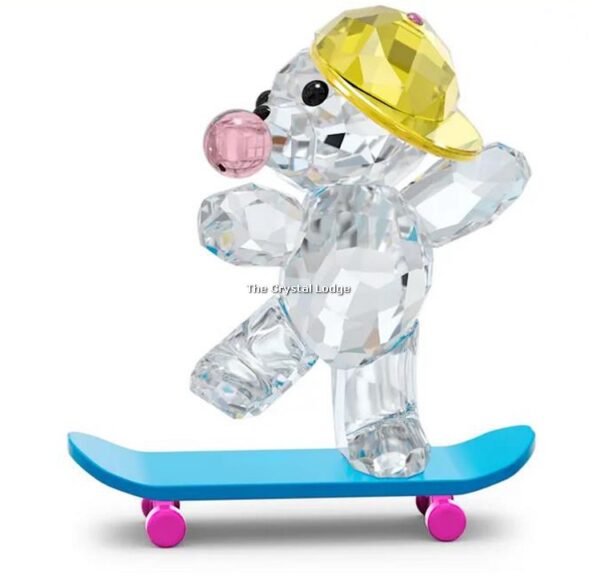 Swarovski_Kris_Bear_Skaterbear_5619208 | The Crystal Lodge