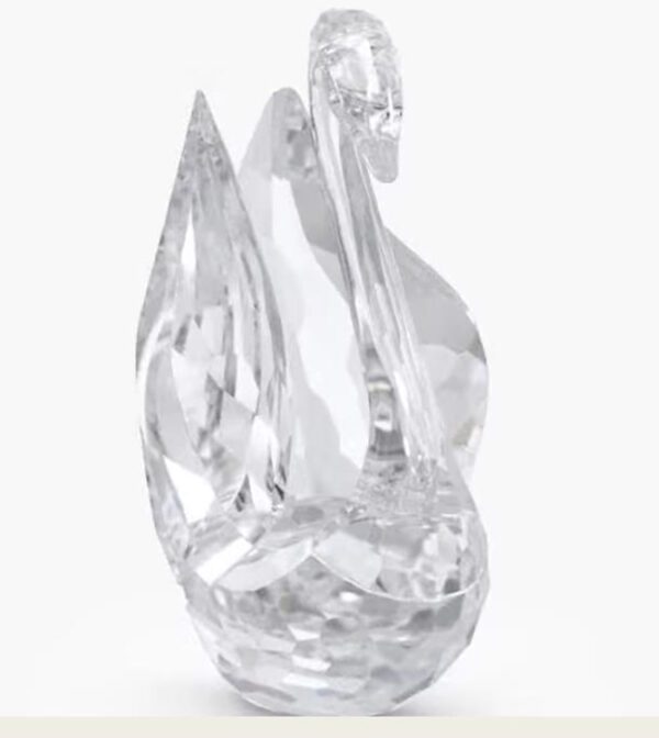 Swarovski_Swan_signum_large_5613256 | The Crystal Lodge