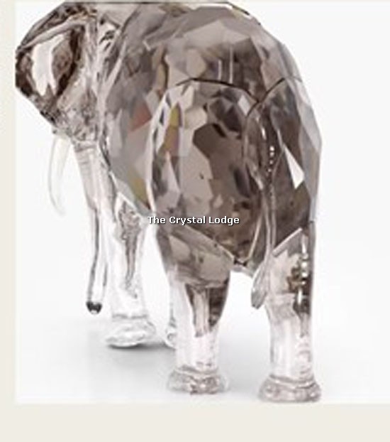 Swarovski_Elegance_of_Africa_SCS_2022_annual_edition_elephant_Fayola 5604555 | The Crystal Lodge