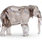 Swarovski_Elegance_of_Africa_SCS_2022_annual_edition_elephant_Fayola_5604555_1_WM Swarovski_Elegance_of_Africa_SCS_2022_annual_edition_elephant_Fayola 5604555 | The Crystal Lodge