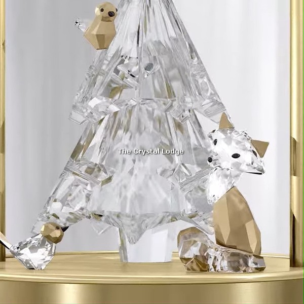 Swarovski_Holiday_Magic_Winter_scene_LED_lantern_5634035 | The Crystal Lodge