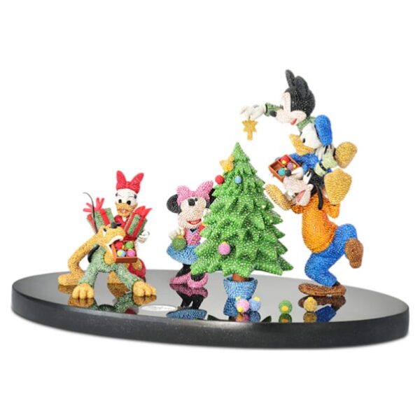 Swarovski_Disney_Mickey_and_Friends_Holiday_Cheer_LE_5653705 | The Crystal Lodge
