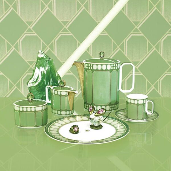 Swarovski_Signum_dinner_plate_porcelain_green_5648502 | The Crystal Lodge
