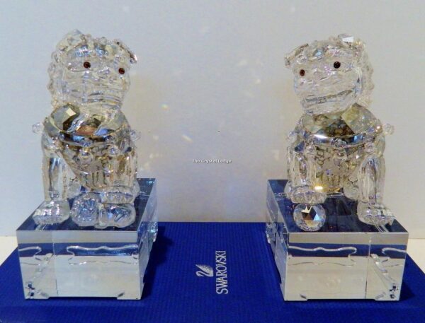 Guardian lions | The Crystal Lodge