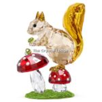 Swarovski_Idyllia_squirrel_and_mushrooms_5684343_1_WM Swarovski_Idyllia_squirrel_and_mushrooms_5684343 | The Crystal Lodge